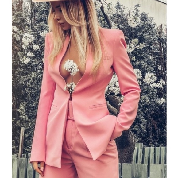 Zara Jackets & Blazers - Zara Pink Collarless Blazer. NWT. Size Large.